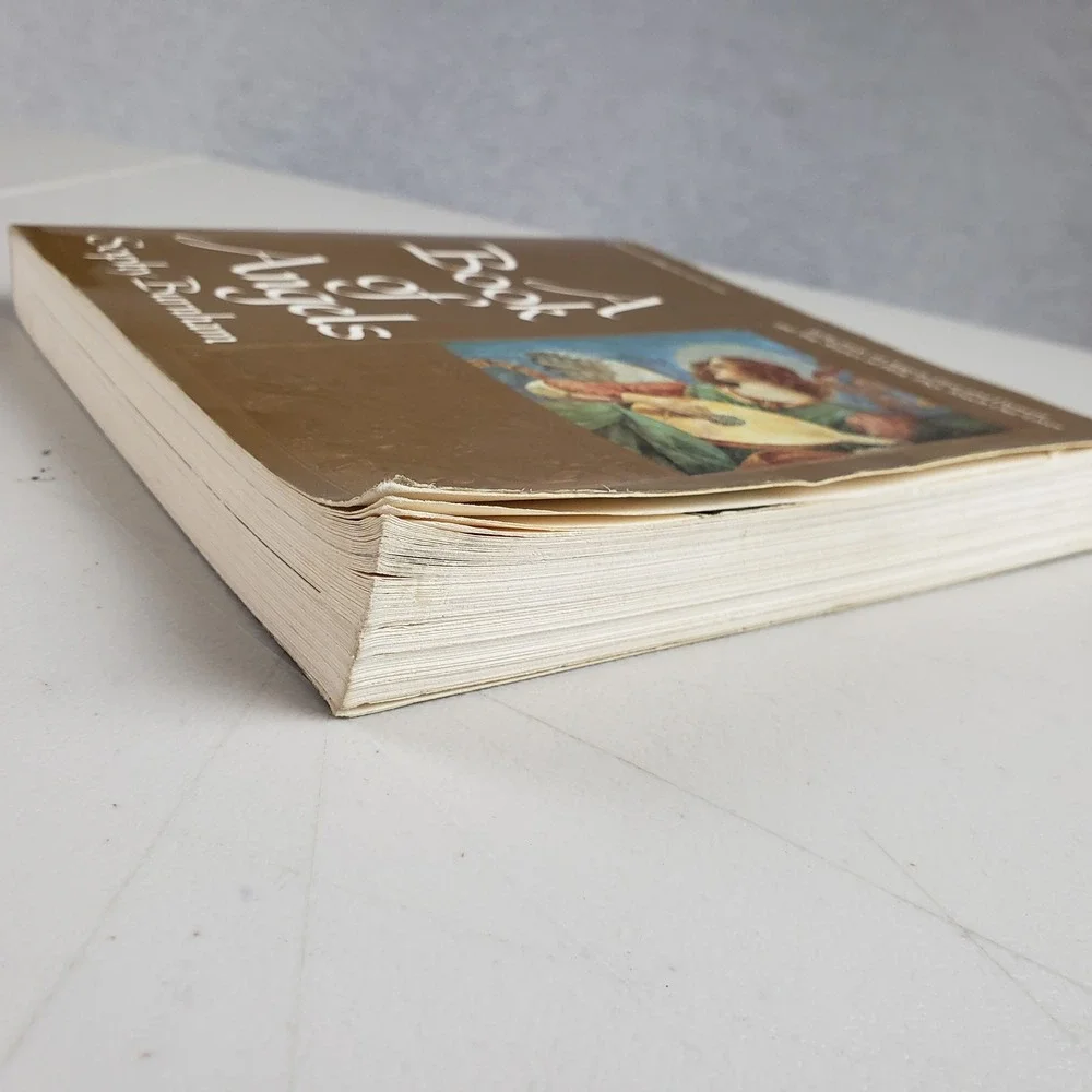 A Book of Angels Sophy Burnham 1st Ed‎ 1990 Gold Paperback Spiritual Reflections
